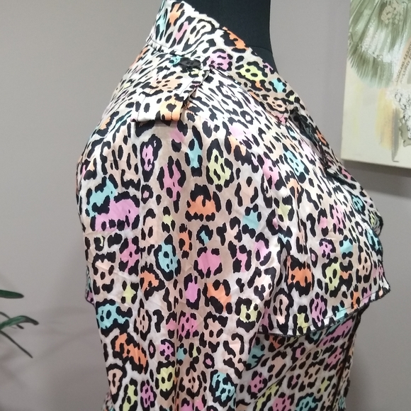 BCBG Maxazria Multi Color Animal Print Trench Style Duster - Picture 4 of 16